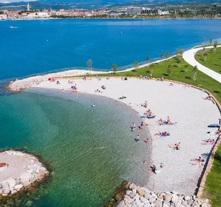 Holiday'S House Capodistria Esterno foto
